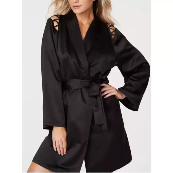 Frederick’s Of Hollywood Summer Lattice Robe NWT - Picture 2 of 4